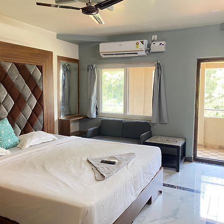 Natures Nest Araku Resort エクステリア 写真