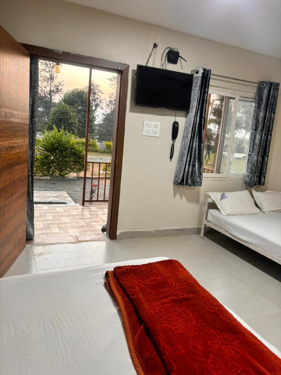 Natures Nest Araku Resort エクステリア 写真